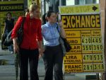 Cursul BNR a scazut la 4,3241 lei/euro