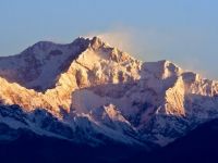 Alex Gavan, primul alpinist roman care a urcat pe varful Shisha Pangma (8027 m), din Himalaya