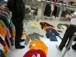 Inditex si H M semneaza un acord crucial. Clean Clothes Campaign: O veste monumentala
