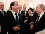 Putin l-ar putea schimba pe Dmitri Medvedev din functia de premier