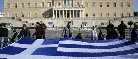 Institutul Bruegel: Programul de asistenta financiara pentru Grecia este un esec. Tara nu va putea rambursa datoriile