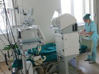 Premiera nationala la Fundeni: implant de electrozi pentru tratarea suferintei urinare cronice