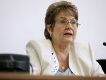 Ministerul Muncii amana a doua oara Legea de modificare a procedurii de acreditare a serviciilor sociale