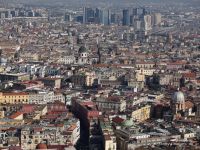 Primarul unui oras din Italia vrea autobuze speciale pentru romi