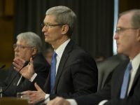 
	Tim Cook raspunde acuzatiilor in Senatul SUA: Regimul fiscal al Apple nu este un fals
