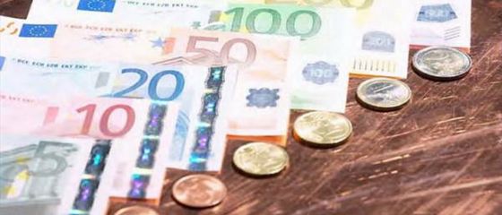 Europa pierde peste un trilion de euro din impozite