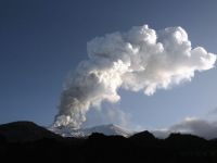 Cutremure in jurul Vulcanului Etna, indicand o posibila eruptie