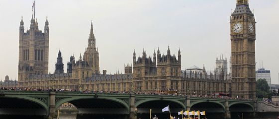 Un grup de 30 de romi romani s-a instalat intr-o zona exclusivista din Londra