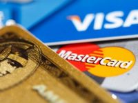 
	Batalie juridica aprinsa a Visa si Mastercard cu marii retaileri americani

