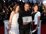 Abdellatif Kechiche a castigat marele trofeu Palme d Or la Festivalul de la Cannes, pentru filmul La vie d Adele