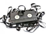 Gadgeturile copilariei. Farmecul filmelor la VHS, vazute astazi pe un sistem Home Cinema cu Blu-ray