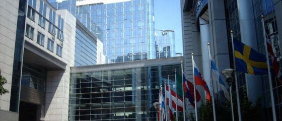 Povestile de succes ale romanilor care lucreaza in institutiile europene