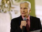 Regal la Bookfest: Radu Beligan si-a lansat cartea Intre acte , in aplauzele admiratorilor
