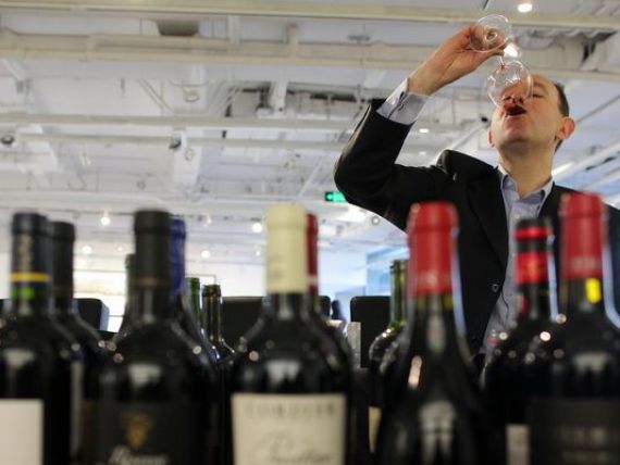 China raspunde anchetei antidumping a UE prin lansarea unei investigatii contra vinurilor europene