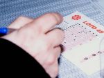 Premiul de peste 8,6 milioane de euro la Loto 6/49 nu a fost castigat