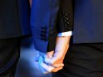 Discriminarea bazata pe orientarea sexuala a fost eliminata din Constitutie