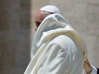 Papa Francisc a recunoscut coruptia si existenta unui grup de lobby gay in cadrul Curiei