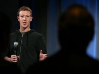 
	Pentru prima data, seful Facebook explica actionarilor scaderea companiei pe bursa
