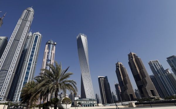 Dubai Capitala Recordurilor Dupa Cea Mai Inalta Cladire Din Lume Arabii Au Inaugurat Cel Mai Inalt Turn In Spirala Din Lume Video Incont Stirileprotv Ro