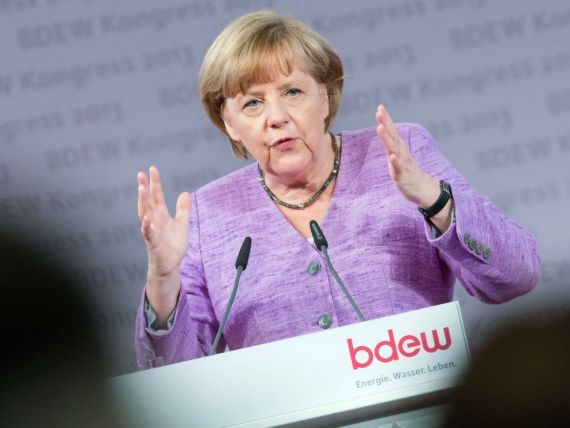 Merkel: Europa nu poate stimula cresterea economica prin cheltuieli bugetare