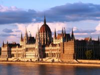
	Ungaria creste mai multe taxe, pentru a evita o eventuala reluare a procedurii de deficit excesiv
