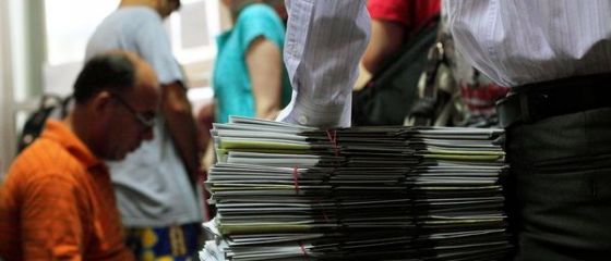 Incep recrutarile la stat. Guvernul reintroduce regula de angajare a unei persoane la un post vacantat