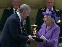 Victorie istorica pentru regina Elizabeth a II-a, la cursele de cai de la Ascot