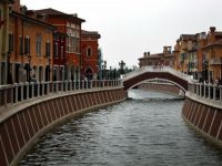 
	Florenta, Venetia si Roma din Asia. Cum arata orasul chinezesc care copiaza cele mai cunoscute monumente din Italia
