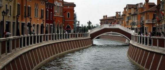 Florenta, Venetia si Roma din Asia. Cum arata orasul chinezesc care copiaza cele mai cunoscute monumente din Italia