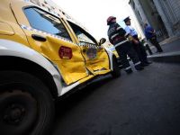 Un sofer a provocat un accident in Capitala in care au fost implicate sase masini, apoi a fugit