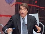 Controversatul om de afaceri Bernard Tapie, urmarit penal in Franta pentru frauda, intr-un dosar in care apare si numele sefului FMI, Christine Lagarde