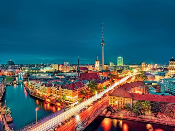 Berlin si Londra, destinatiile preferate pentru city-break in 2013. Cat plateste, in medie, un roman pentru o mini-vacanta