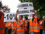 Sindicat: Angajatii CNADNR, amenintati cu comisiile disciplinare daca nu accepta reducerea salariala
