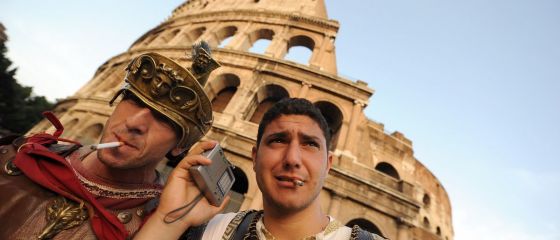 Italia traverseaza una dintre cele mai grave recesiuni din istorie. Joburile de strada , noua alternativa la saracie
