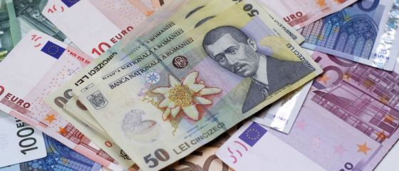 Euro a trecut de 4,45 lei la finalul sedintei de vineri