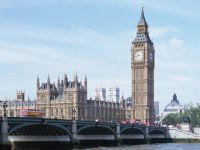 
	Londra conduce topul mondial al oraselor dupa numarul bogatilor
