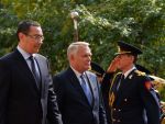 Ayrault: Franta exclude exploatarea gazelor de sist . Ponta: Asta cu gazele de sist nu mai traducem