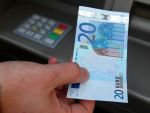 Leul si-a continuat deprecierea in fata monedei unice. Cursul BNR a crescut la 4,4358 lei/euro