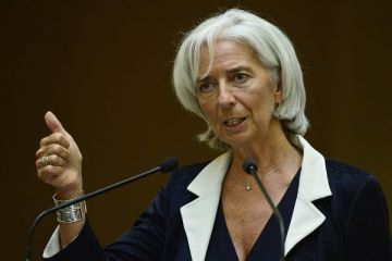 Lagarde sfatuieste Romania sa nu se grabeasca sa intre in uniunea monetara