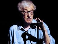 Woody Allen vrea sa revina pe scena ca actor de stand-up comedy