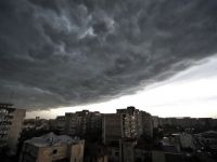 Cod galben de furtuna in Bucuresti si 17 judete din jumatatea de est