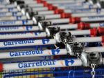 Amenintat de magazinele online, al doilea retailer al lumii, Carrefour, se zbate sa reziste pe piata