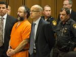 Ariel Castro, barbatul care a sechestrat si siluit trei tinere din Cleveland, un deceniu, a primit 1000 de ani de inchisoare