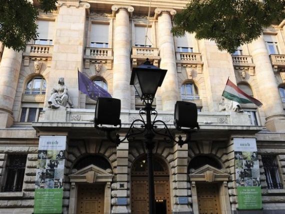 Guvernul din Ungaria negociaza cu bancile conversia in forinti a creditelor ipotecare in euro si franci elvetieni