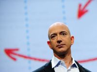 Fondatorul Amazon, Jeff Bezos, internat in spital din prima zi a anului