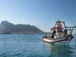 Stanca de 7 km patrati, care leaga Mediterana de Atlantic, ridica la cote maxime tensiunile dintre Spania si Marea Britanie. Miza economica a Gibraltarului