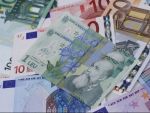 Creditele acordate de institutiile nebancare, in scadere cu 13%