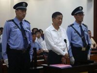 Oficialul chinez care risca pedeapsa cu moartea pentru coruptie. Bo Xilai neaga ca ar fi primit mita de la un om de afaceri