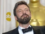 Ben Affleck ii succede lui Christian Bale in rolul lui Batman