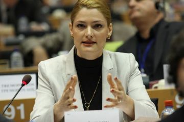Un jurist la Transporturi. Ramona Manescu a depus juramantul de investitura in functia de ministru. Ce i-a transmis Basescu